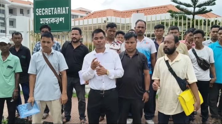 প্রাক্তন জঙ্গিদের সঙ্গে বৈঠক মন্ত্রীর, দ্রুত সমস্যা সমাধানের আশ্বাস