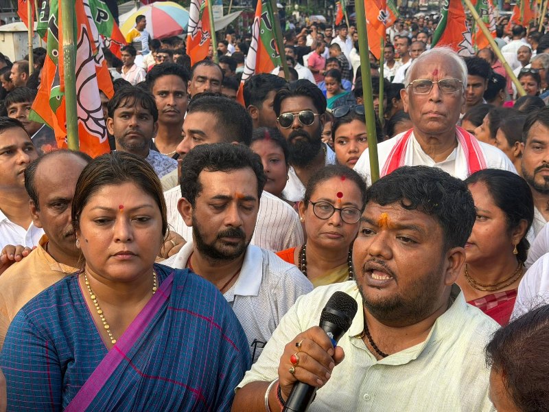 বিক্ষোভ মিছিলে বিরোধীদের বিরুদ্ধে তোপ বিজেপির 