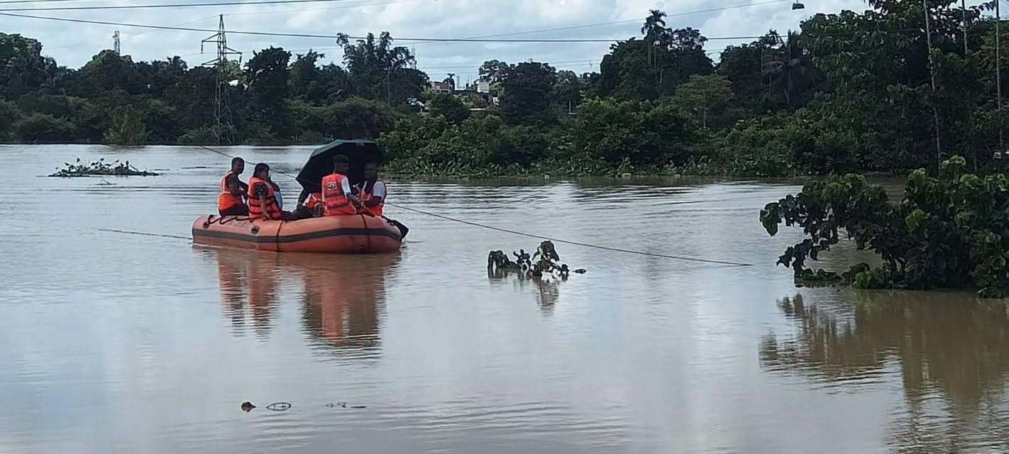 বিপদসীমার ওপরে হাওড়া নদী, জলবন্দি হয়ে পড়েছে বহু মানুষ