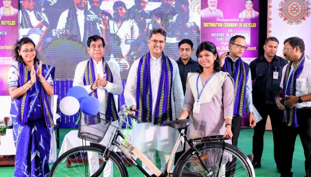 কন্যা সন্তানদের শিক্ষার মানোন্নয়নে বিশেষ জোর দিয়েছে সরকার : মুখ্যমন্ত্রী 