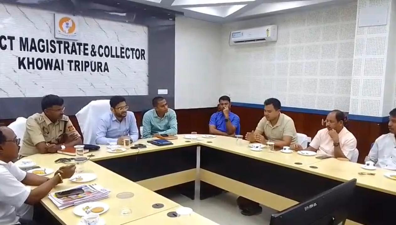 রাজনৈতিক দলের সাথে শান্তির বৈঠক নিস্ফলা জেলা প্রশাসনের  