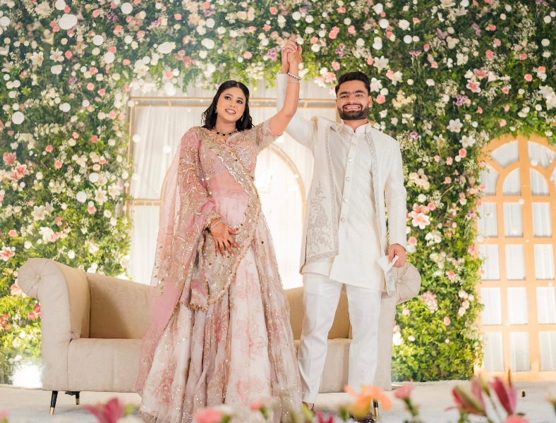 সাংসদের সঙ্গে বাগদান রিঙ্কুর