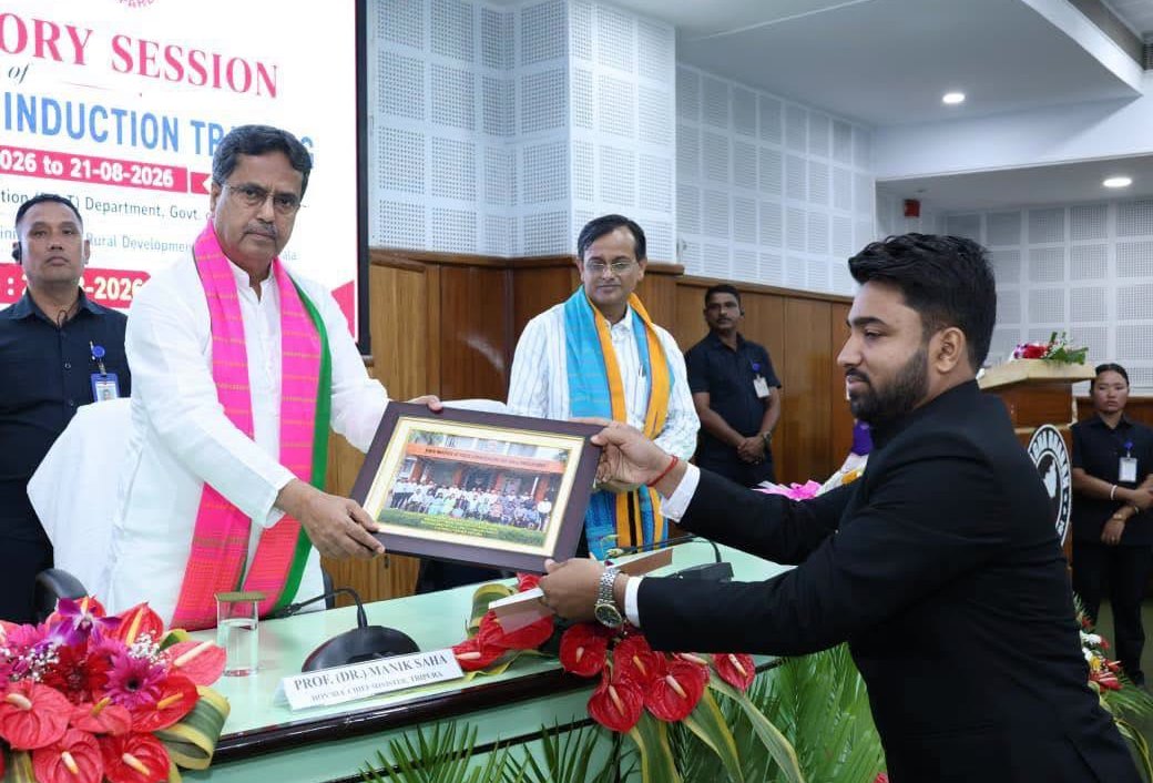 চাকরি শুধু রোজগারের জন্য নয়, মানুষের সেবায় কাজ করার বার্তা মুখ্যমন্ত্রীর 