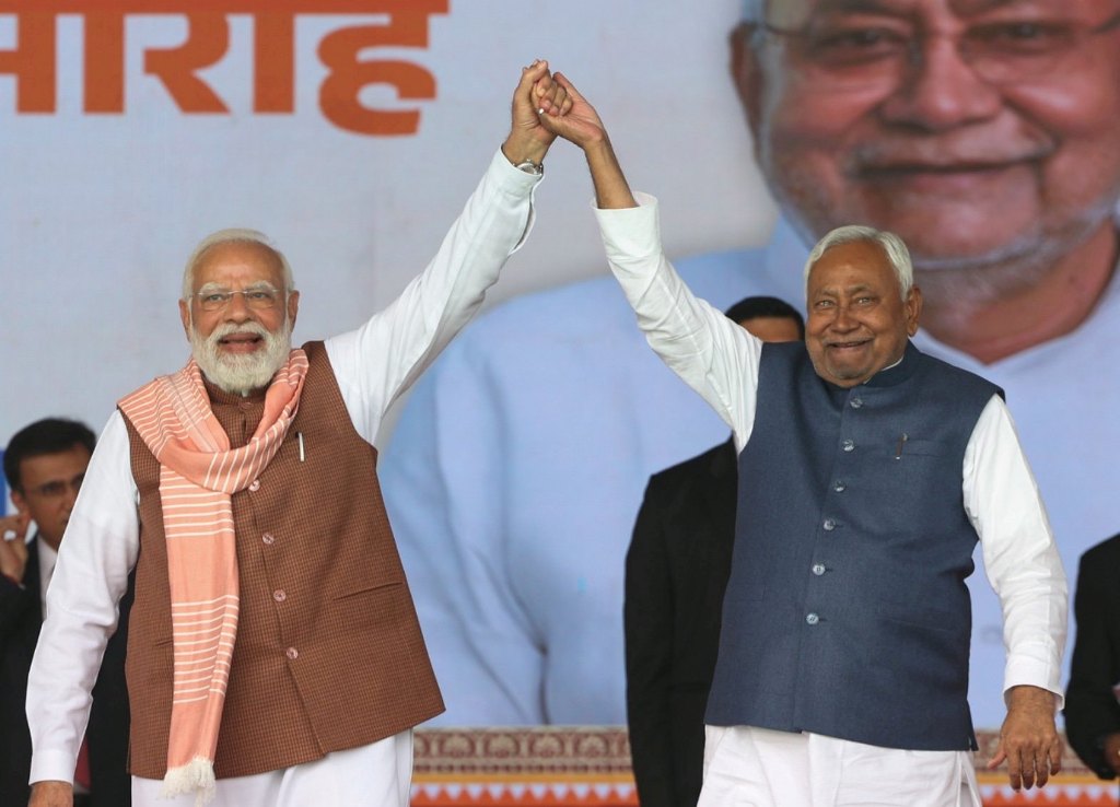 বিহারের মুখ্যমন্ত্রী হিসেবে শপথ নিলেন নীতীশ, ডেপুটি সম্রাট ও বিজয়