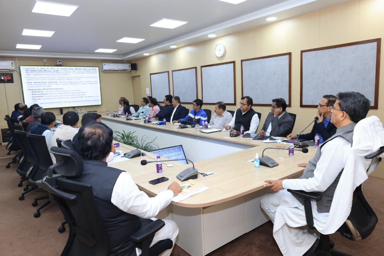 স্মার্ট সিটির কাজ স্বচ্ছতা বজায় রেখে সম্পন্ন করার নির্দেশ মুখ্যমন্ত্রীর 