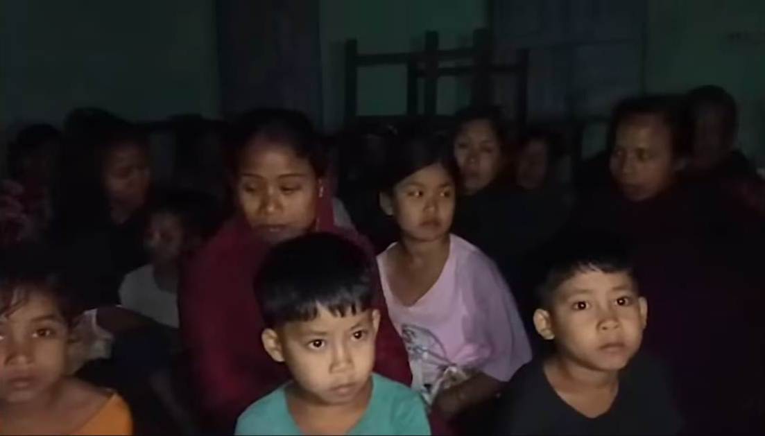 আহাকার পরিস্থিতি শিবিরে, চরম বিপাকে শিশু থেকে বৃদ্ধ 