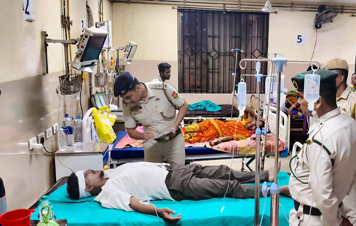 অটোচালকের হামলায় রক্তাক্ত সাংবাদিক
